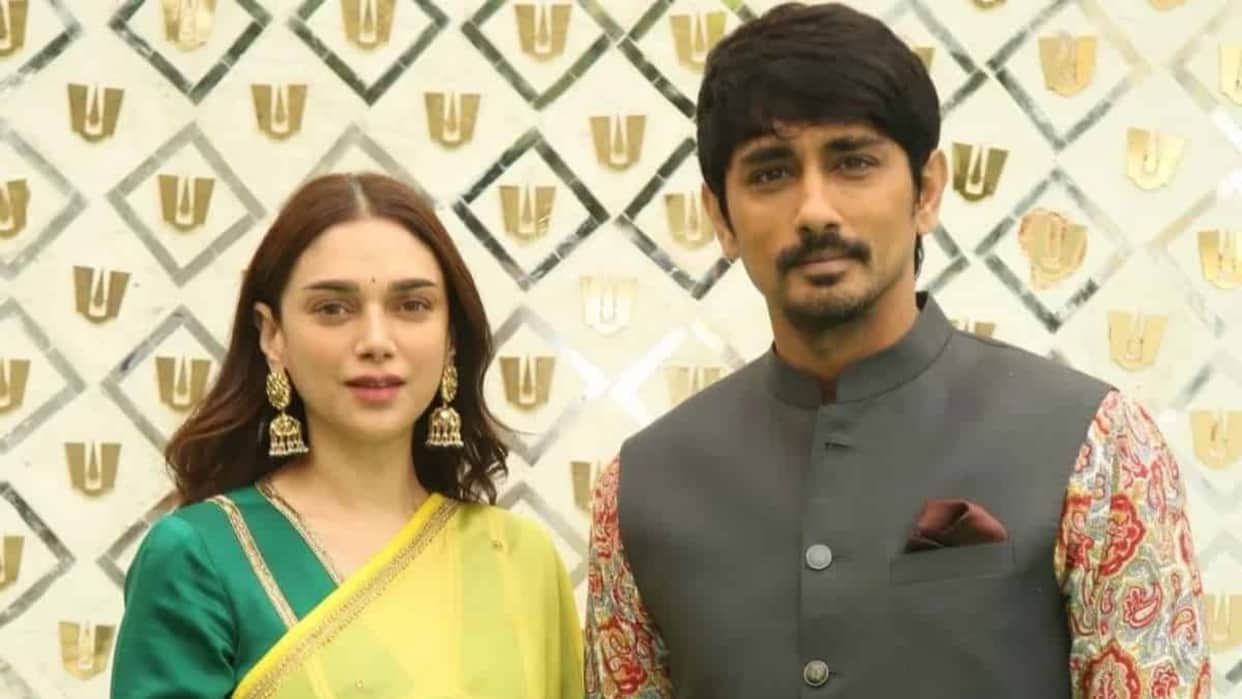 Aditi rao hydari got married to her long time boyfriend Siddharth in a temple in Hyderabad