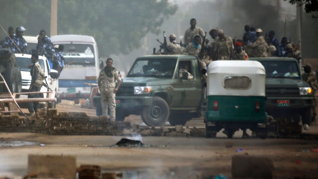 Sudan Conflict warring sides agree seven-day ceasefire rapid support forces vs sudan army latest news updates