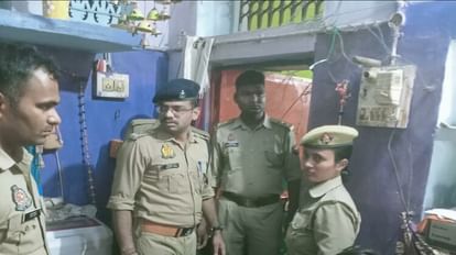 Accountant strangled to death with sharp weapon in Banda body found on bed