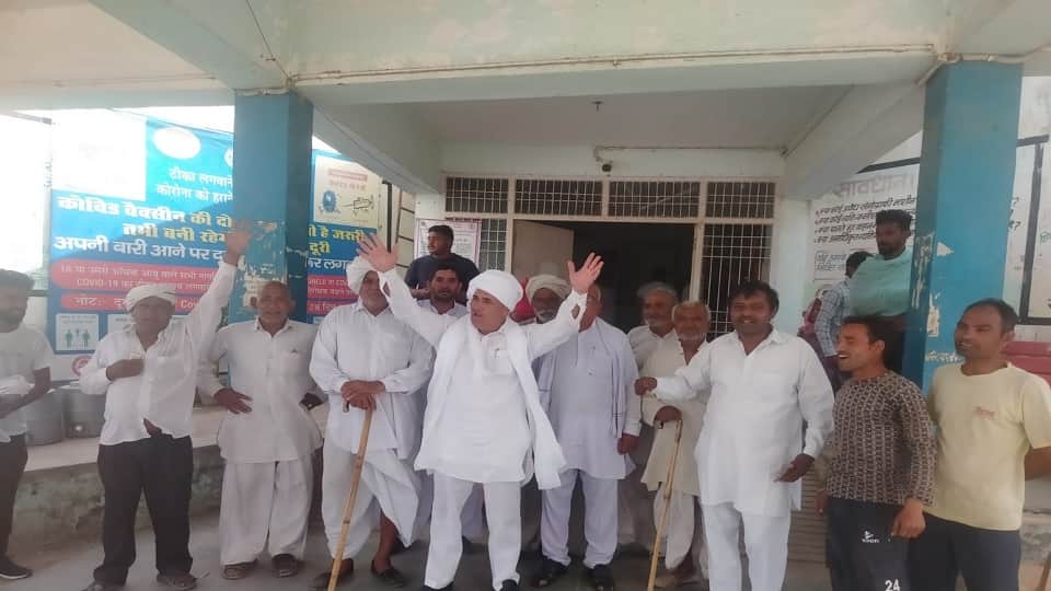 Shortage of doctors in Hansi CHC, villagers protest