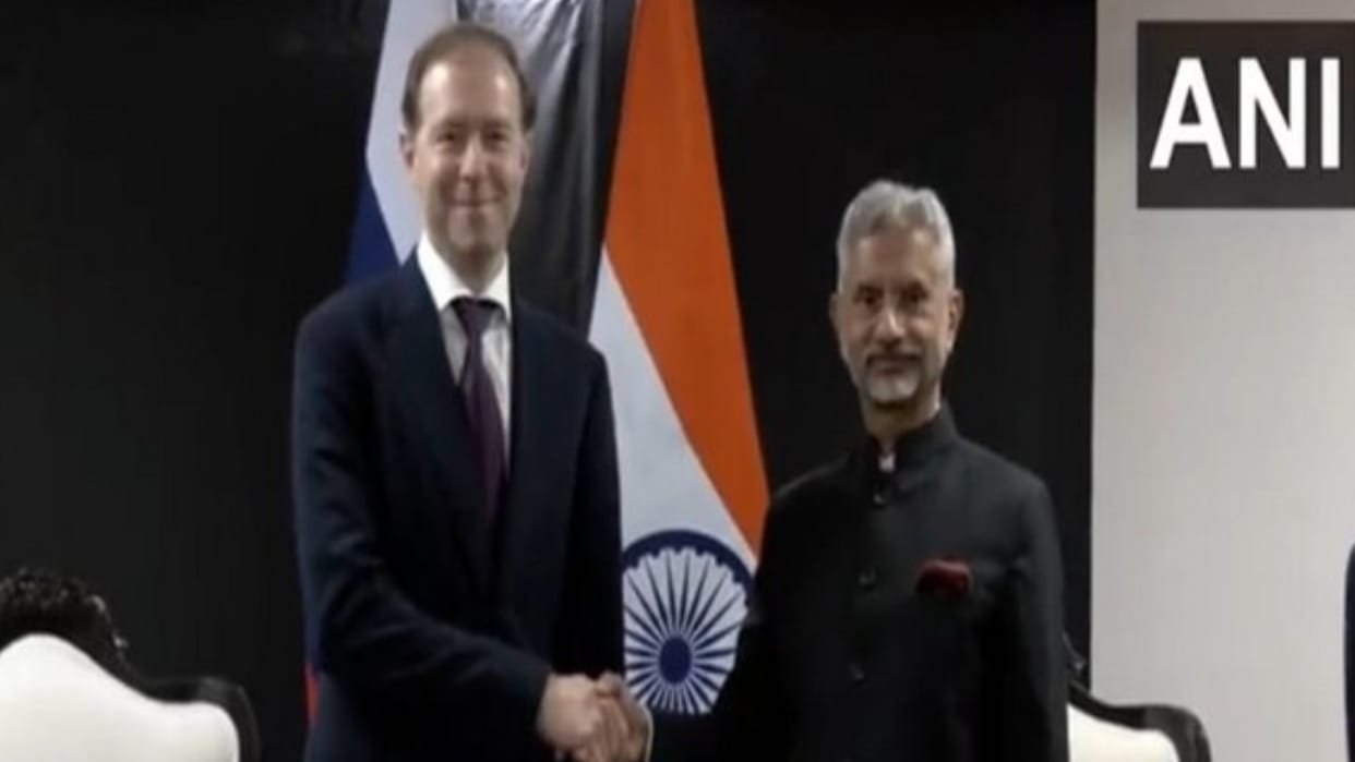 india russia free trade agreement jaishankar meet with denis manturov