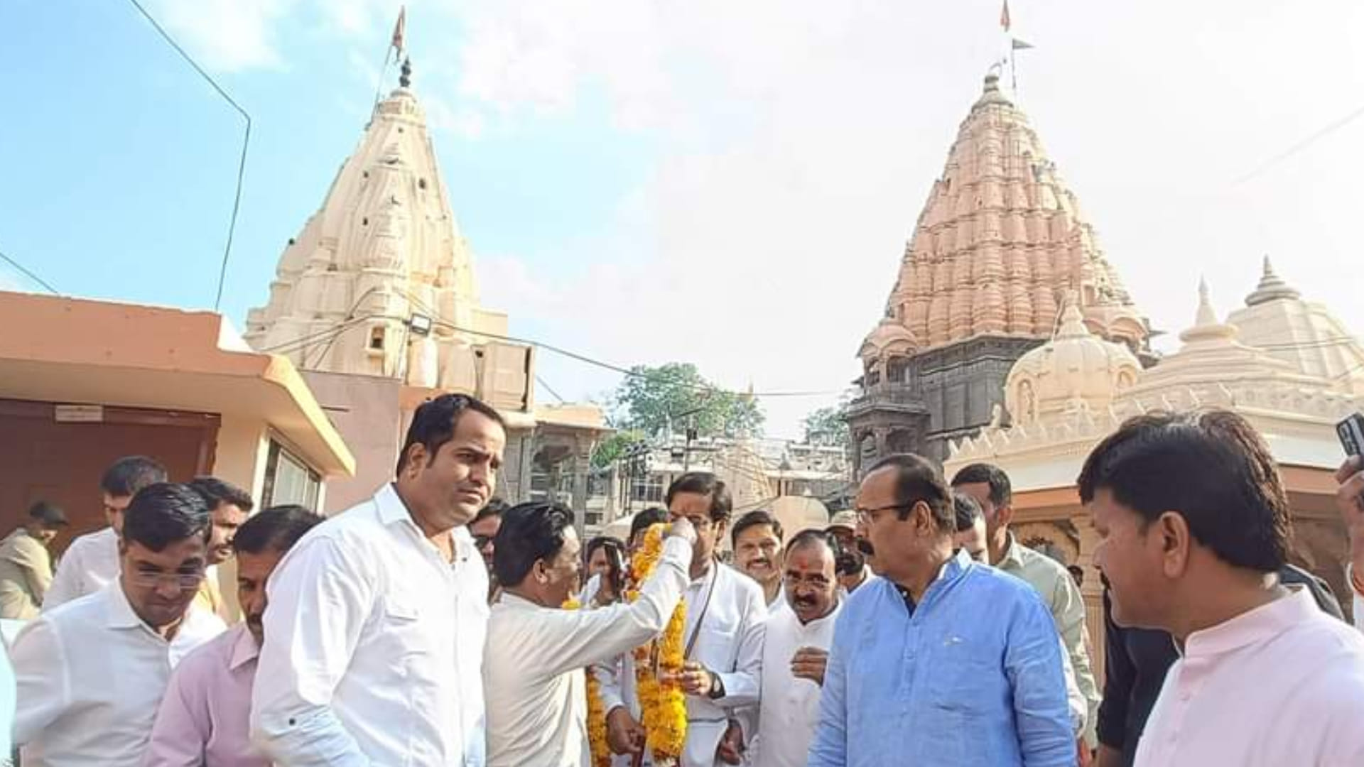 Former minister Jayawardhan Singh arrived to visit Mahakal, worshiped Baba and took blessings