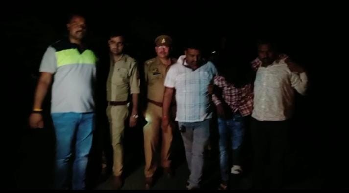 25 thousand reward arrested in police encounter in Jalaun, many cases including gangster robbery are registere
