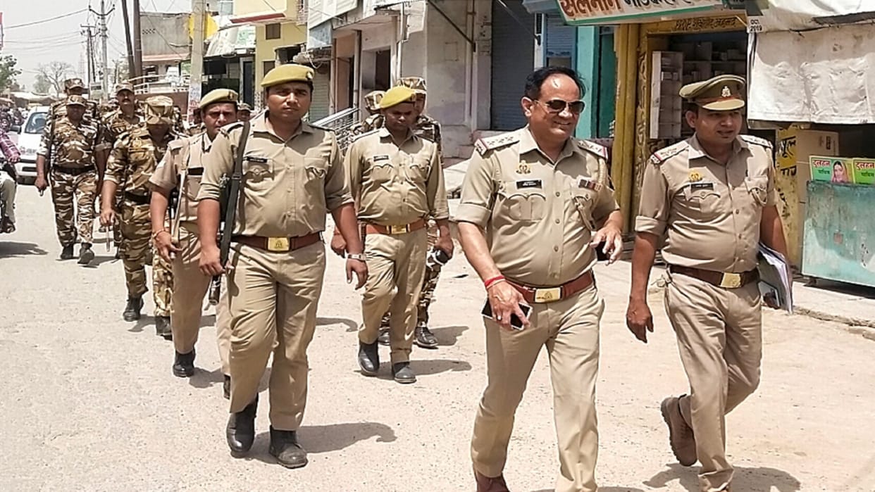 Brezza car stolen from police station in Shamli district of UP and police officers are shocked