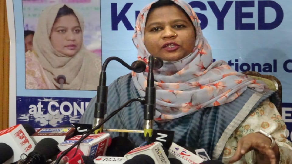 Minorities Commission member Sayeed Shahzadi on tour of Jammu and Kashmir