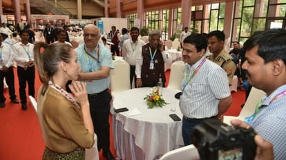 G-20 सम्मेलन का समापन: महर्षि को बढ़ावा देने के लिए सभी देश करेंगे काम, TFC में प्रर्दशनी देखने पहुंचे मेहमान G20 Summit concludes in varanasi All countries will work to promote Millets