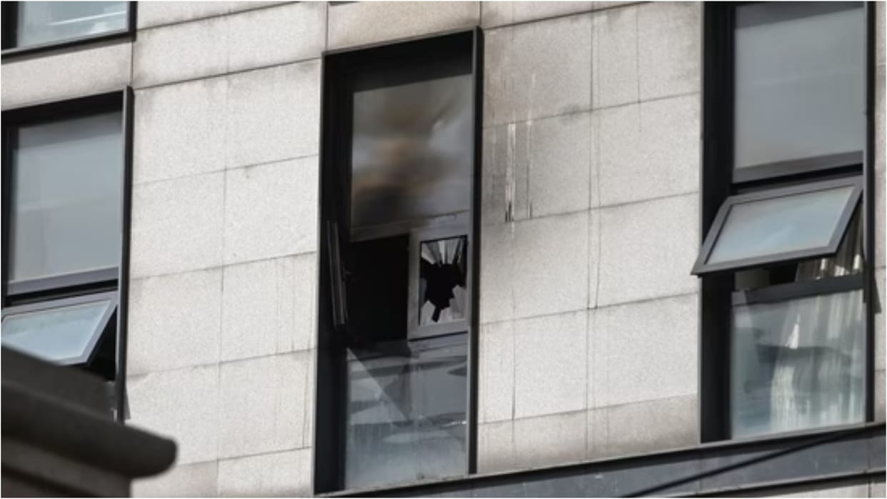 VIDEO: China news People sit on air conditioners, some jump as fire engulfs beijing hospital
