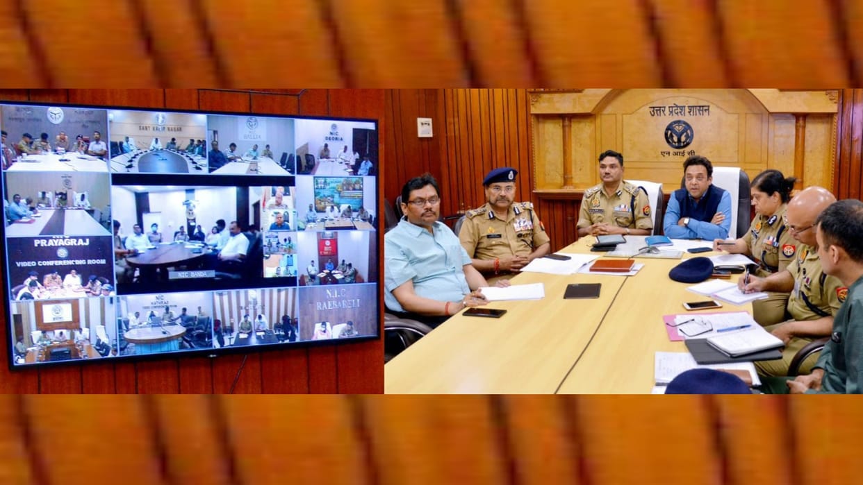 UP officers meeting for maintainning law and order in Uttar Pradesh.