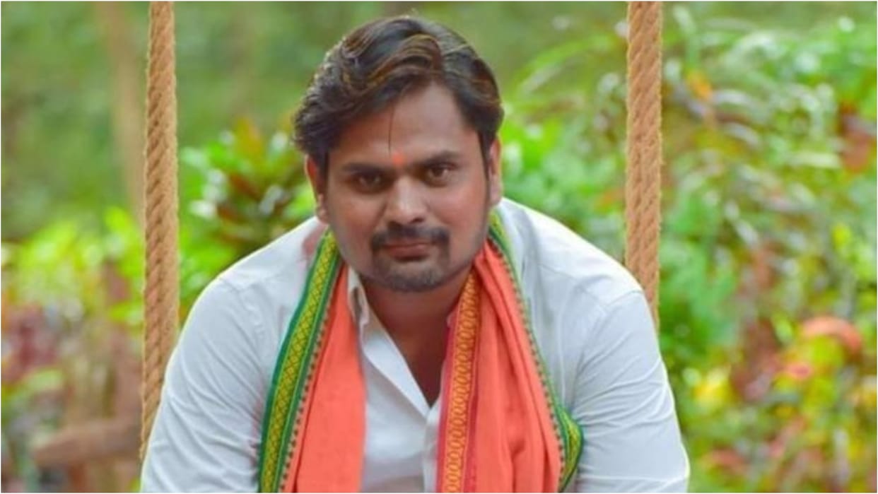 bhajpa Yuva Morcha worker stabbed to death in Dharwad, three being questioned