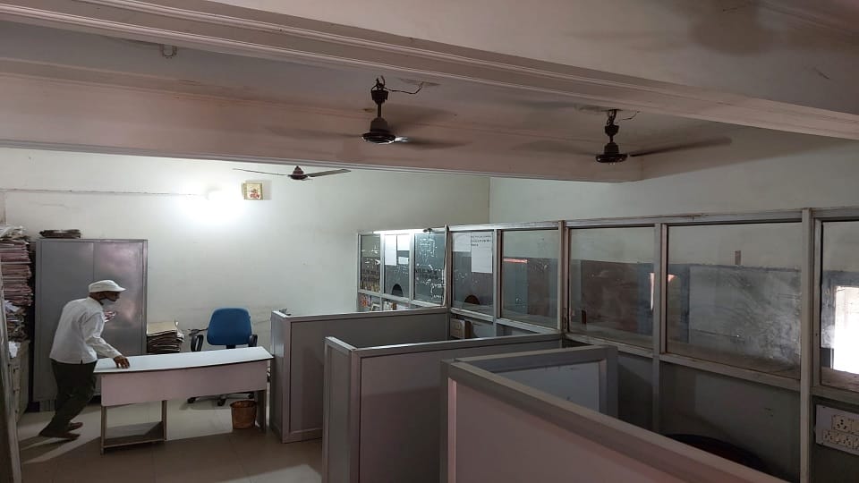 CM Flying team did surprise inspection of Tehsil office in Rewar