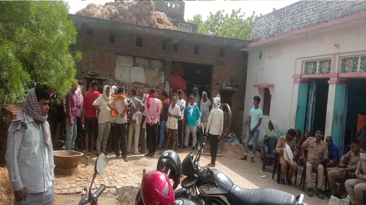 Gas cylinder fire Mother and his daughter died in deoria
