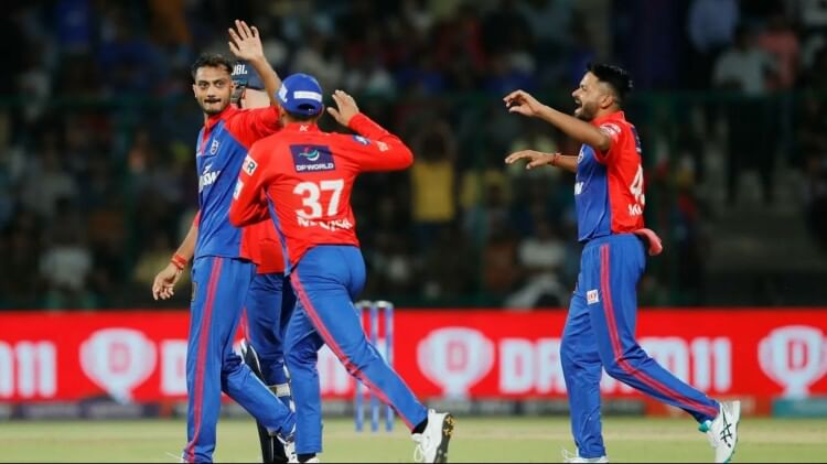 नियमों का उल्लंघन किया तो कॉन्ट्रैक्ट रद्द REPORT: Delhi Capitals player misbehaves with woman in Team party, Franchise Issues Code Of Conduct | IPL 2023