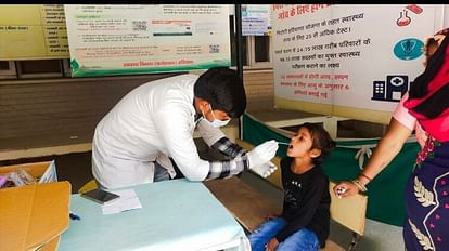 COVID-19 in India: भारत में पिछले 24 घंटे में कोरोना के 5874 नए केस, एक्टिव केस अब 50 हजार के नीचे COVID-19 in India Active Cases Coronavirus Recovery Rate deaths UP Delhi Maharashtra news and updates