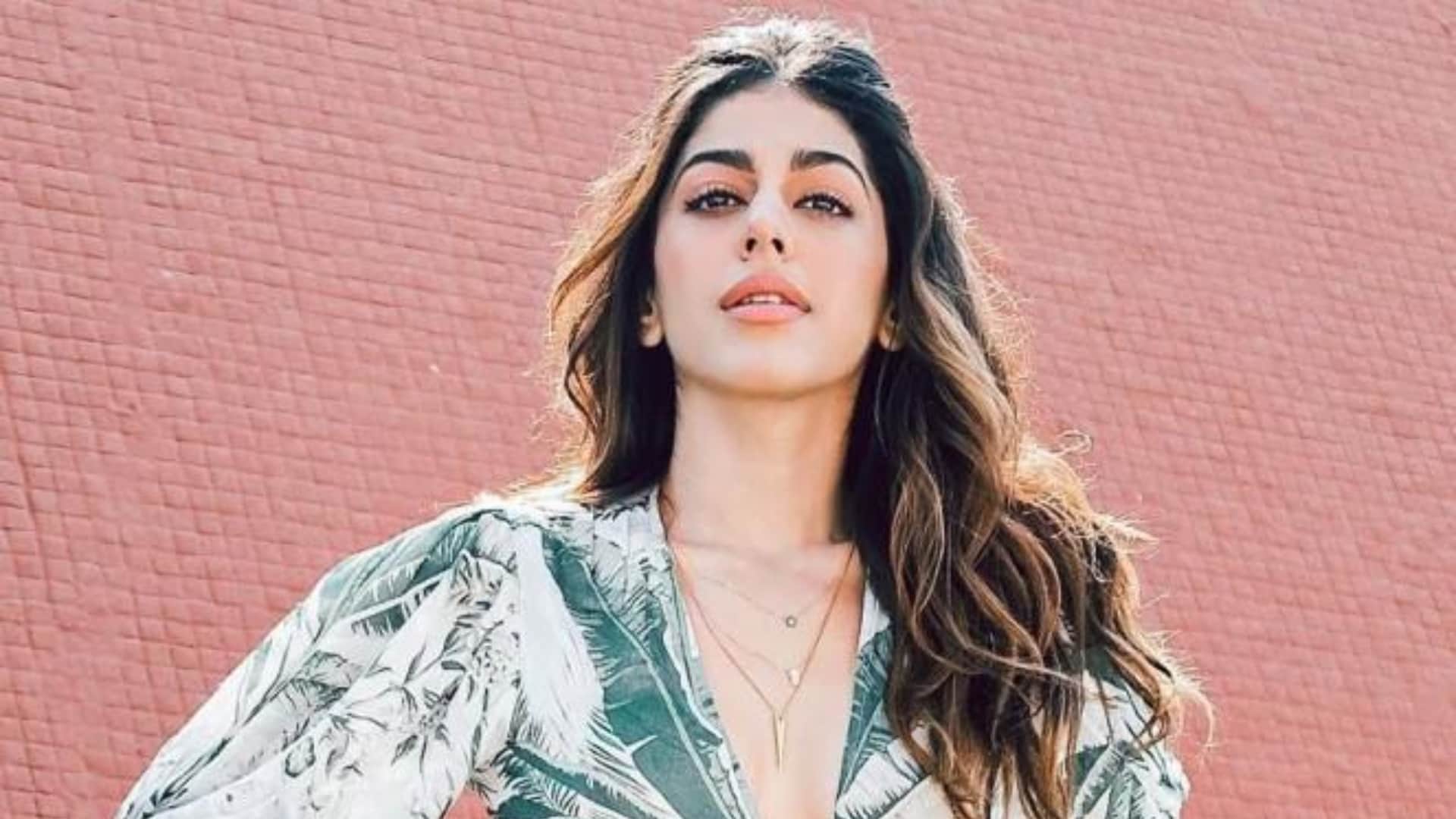 Alaya F Talk About Mother Pooja Bedi And Nepotism Actress Said I'm Not A Nepo Baby