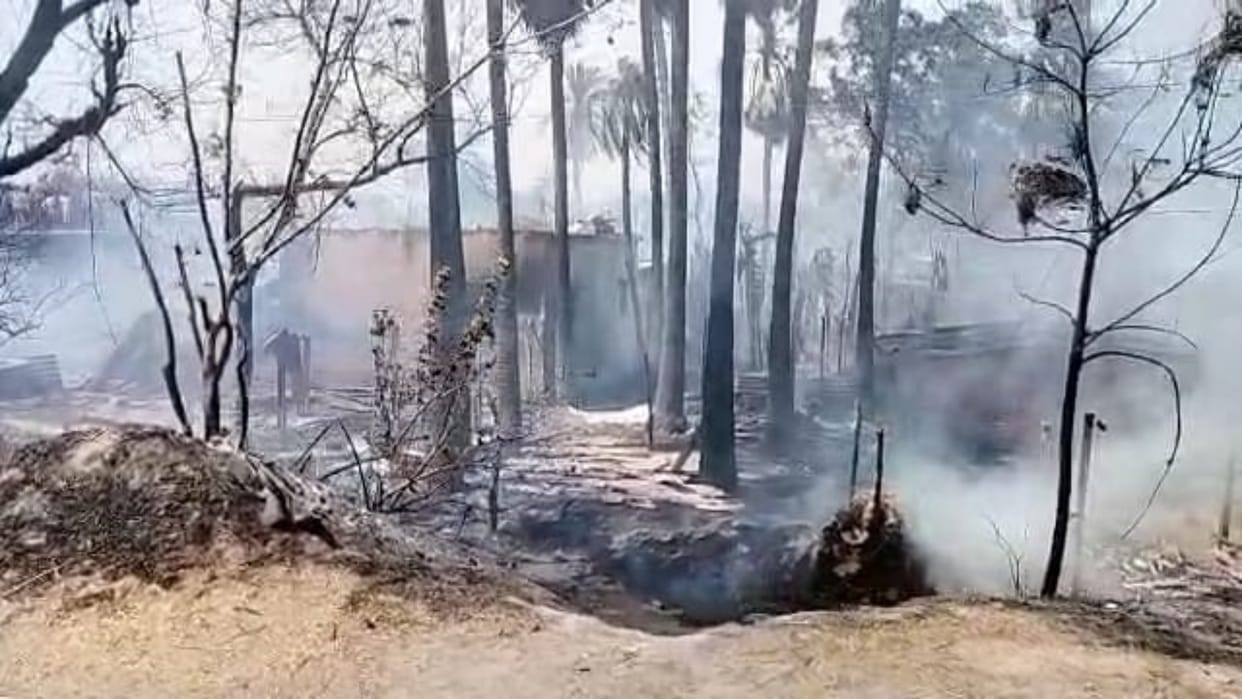 Fierce fire broke out in Siwaisingpur village of Samastipur, more than 100 houses gutted