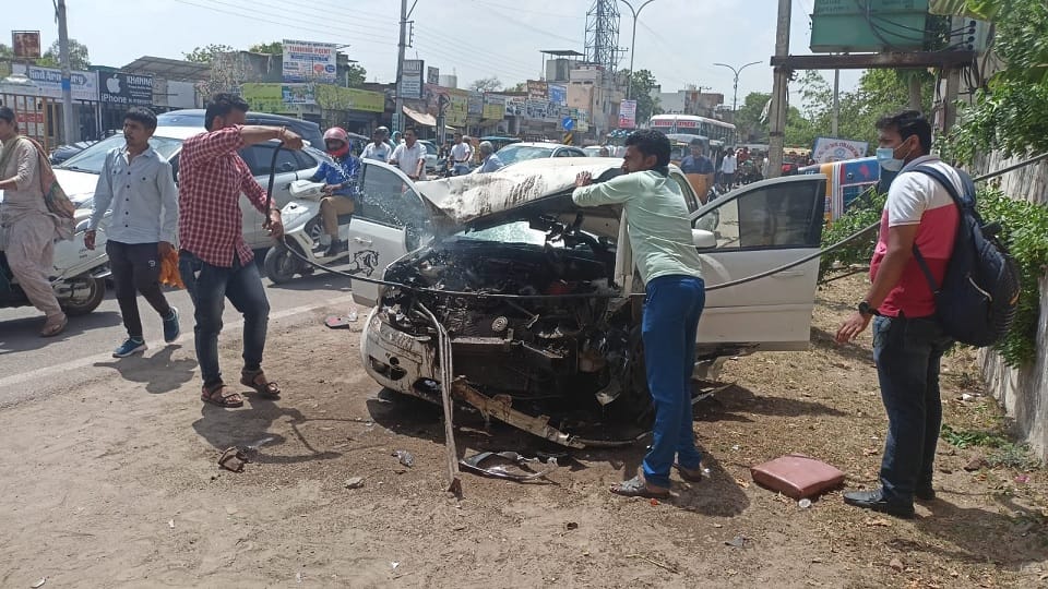 High speed havoc in Jind: Car collided with auto and bike, car caught fire