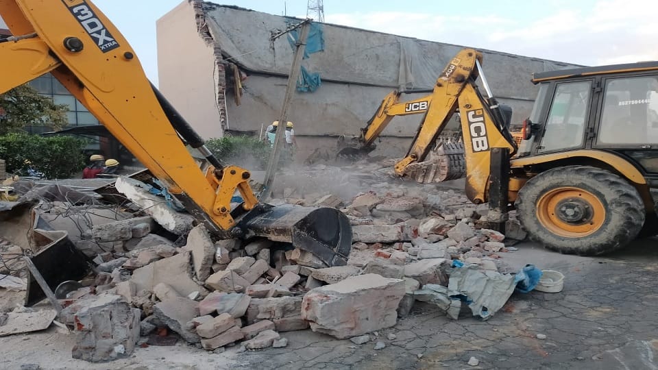 Case of building collapse in Karnal: 30 years old dilapidated wall