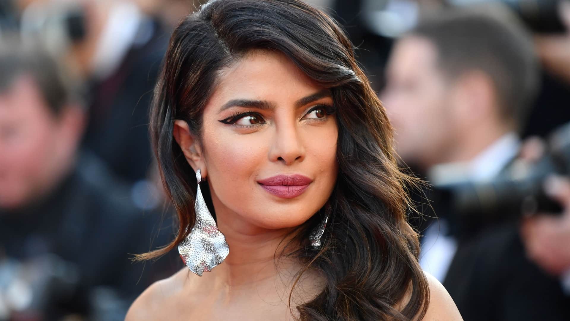Priyanka Chopra citadel actress reveals she used to have lunch alone in bathroom in America in her school life