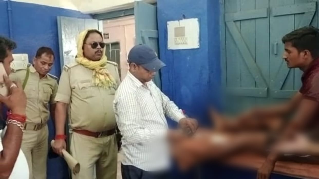 Snatchers absconded after snatching two lakh rupees from home guard jawan in Nawada