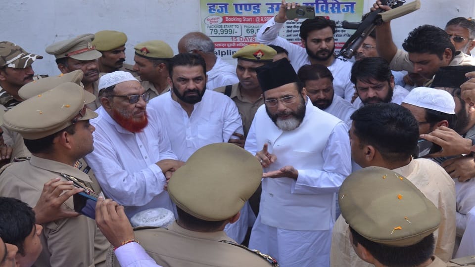Maulana Tauqeer Raza got angry on being put under house arrest told CM Yogi a dictator