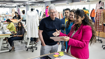 Vada Pav with Madhuri-Two Apple Store and meeting with PM, know why Apple CEO India Visit is too Special