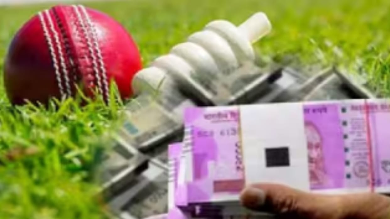 Four Accused Arrested For Betting On Ipl Match In Agra