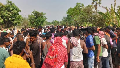 Bihar: Accident in Muzaffarpur, 2 youths died; Both going for car servicing, Scorpios hit