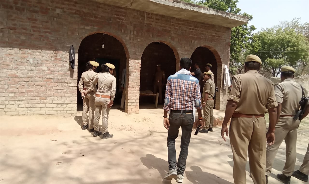 Murder of a young man sleeping in the verandah in Fatehpur, fear of incident in illegal relations