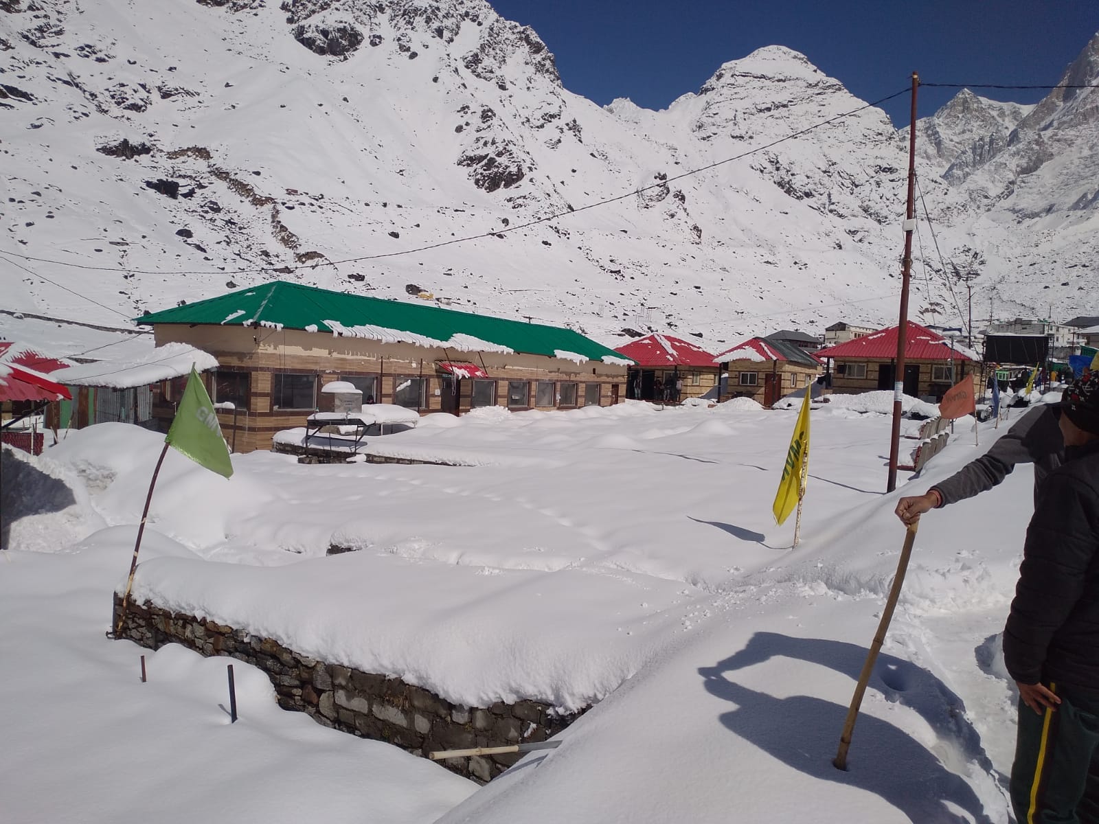 Kedarnath dham Snow Covered beautiful Visuals see before portals Open on 25th April