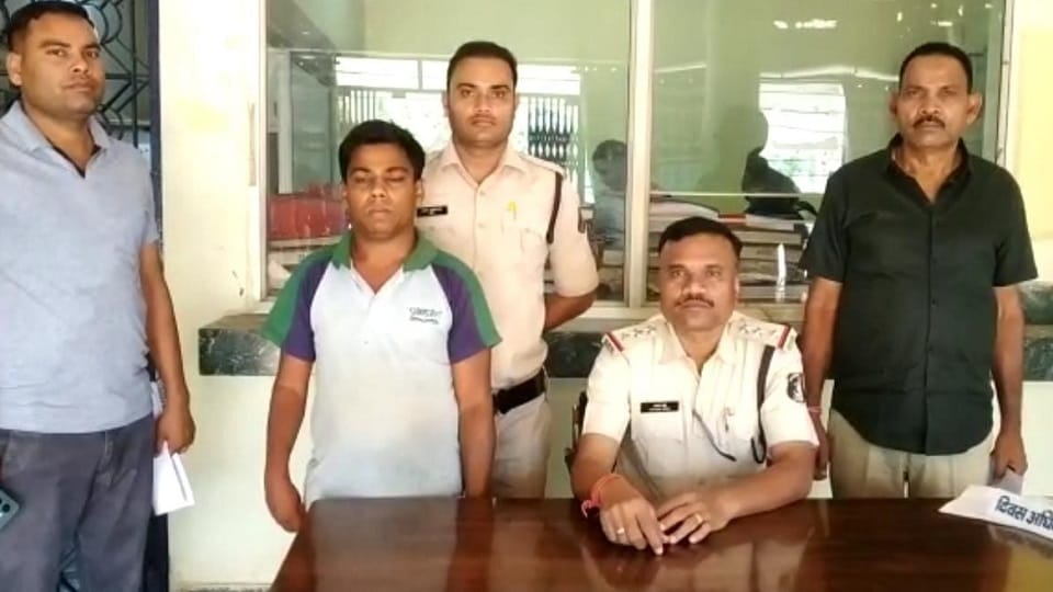mother gave money by selling jewelry son killed her