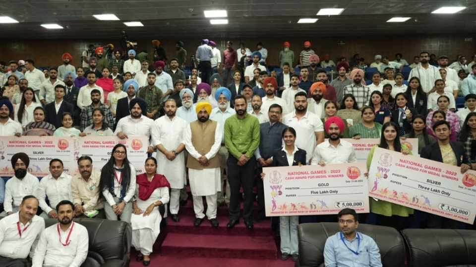 Punjab government doubles the stipend amount of national players