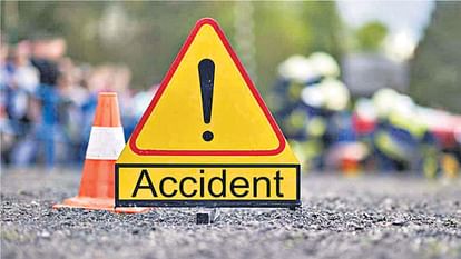 Jalaun: Tractor collided with bike, daughter died, father and brother injured
