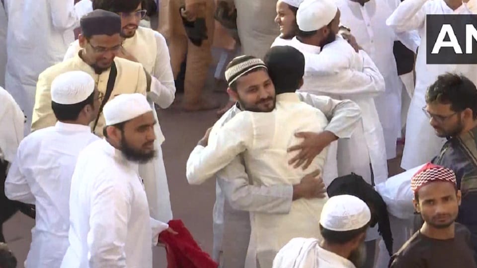 Eid in Delhi: Eid prayers in Jama Masjid