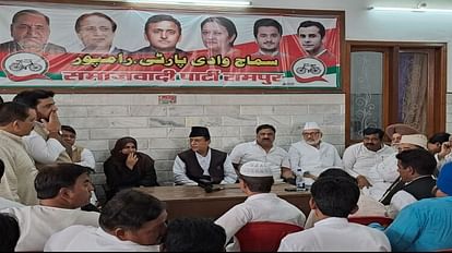 Azam Khan: अस्पताल से डिस्चार्ज होकर रामपुर पहुंचे आजम खां, ईद मिलन समारोह में लिया हिस्सा azam khan reached rampur during eid milan ceremony after discharged from hospital delhi