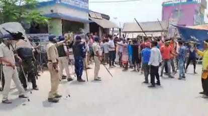 Agitating locals set police station on fire protesting death of teenage girl in Kaliaganj all updates news