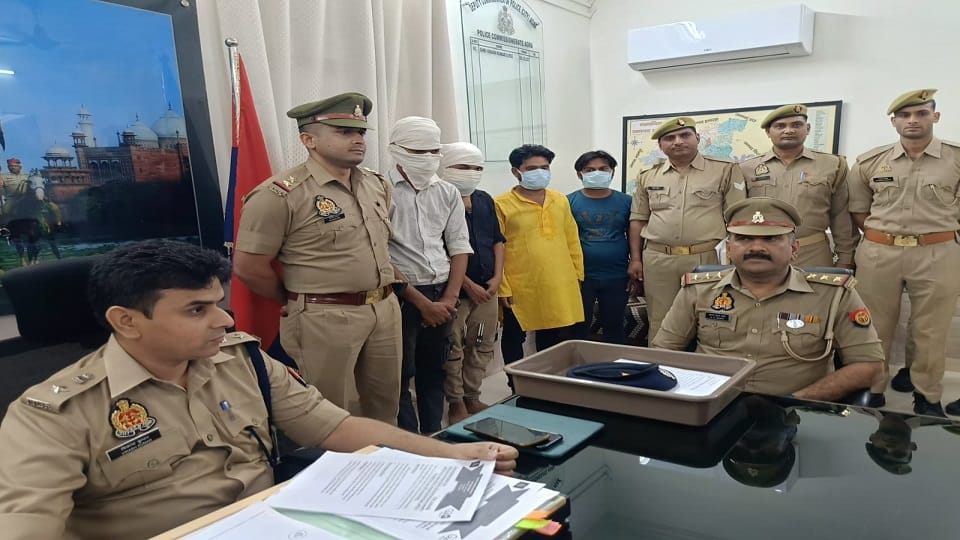 Four robbers of bikers gang arrested used to commit crimes between 3 to 5 pm know reason