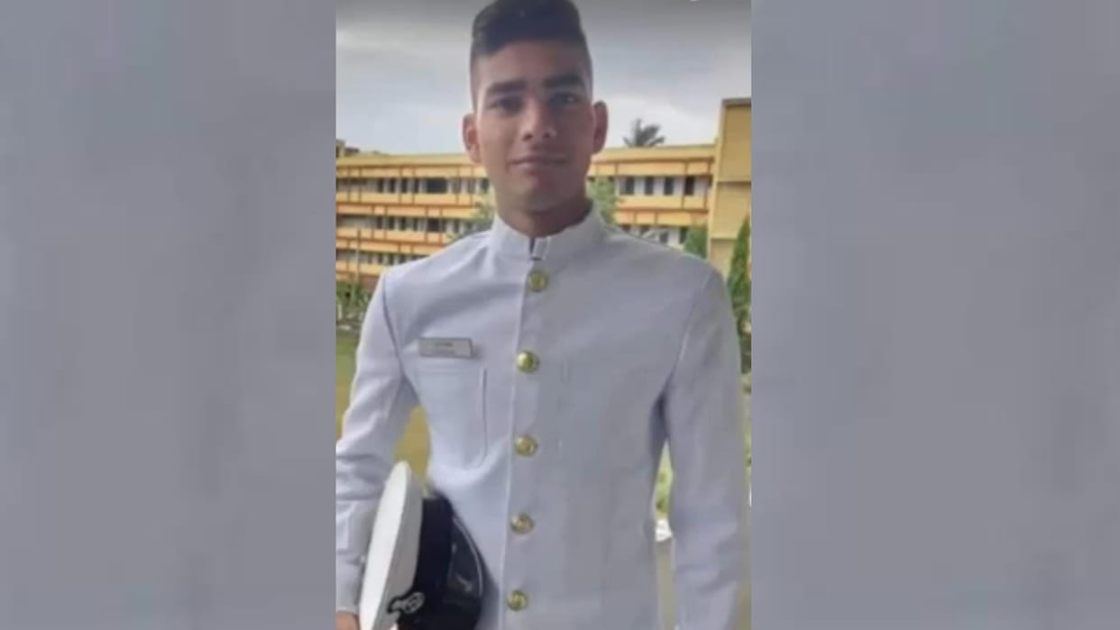 Navy jawan of Amethi died in Vishakhapattanam.