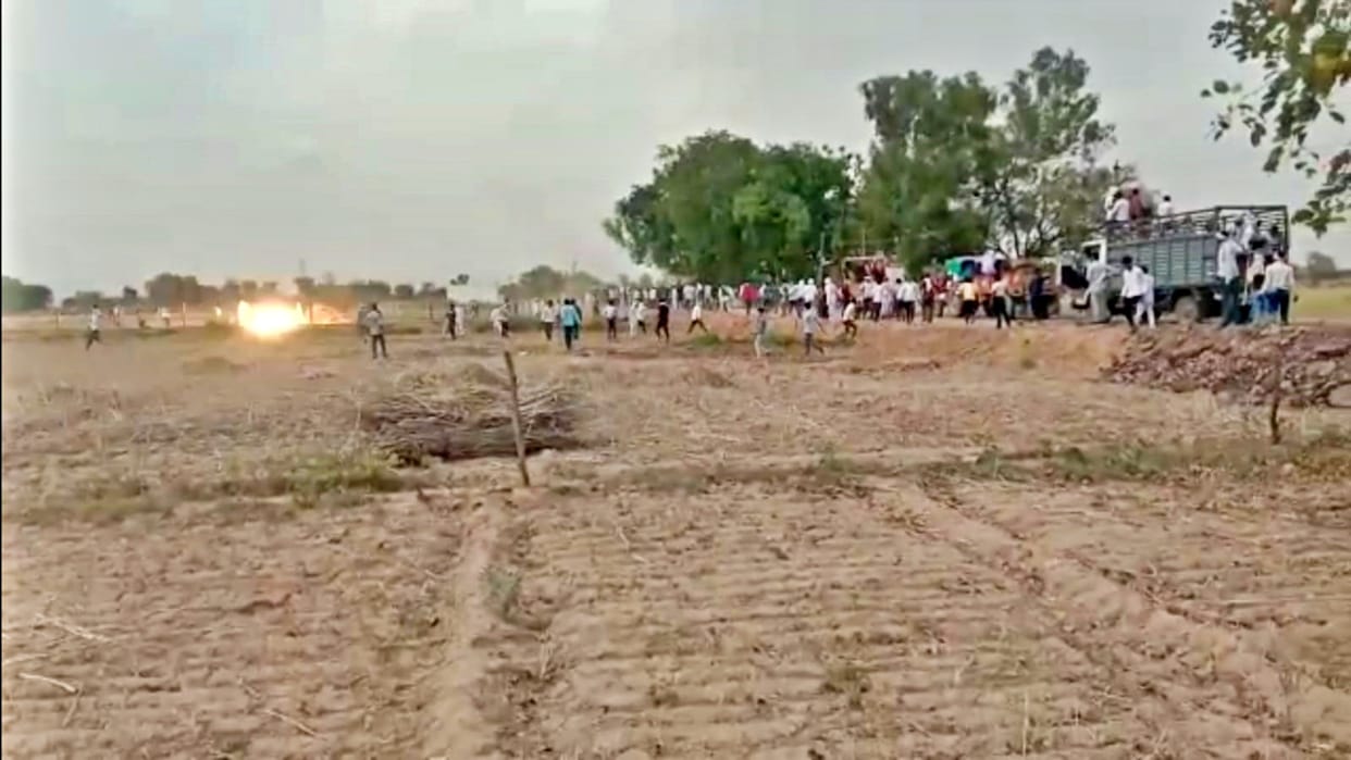 Violence in Bharatpur over demand for reservation, Agra-Jaipur highway jammed, internet shut down