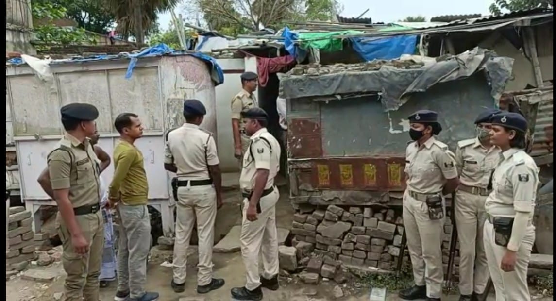 Bihar News : Blast in Biharsharif area under section 144 for tension, many injured, eid rush removed in nitish