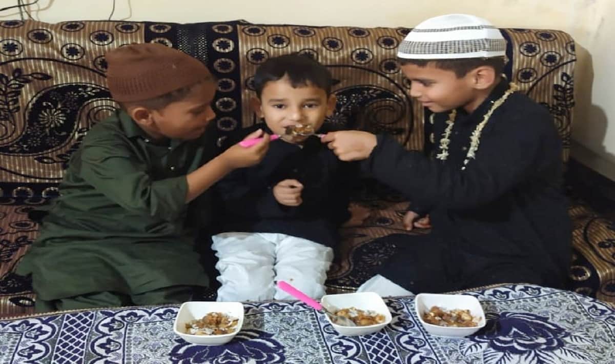 Eid 2023 varanasi Gyanvapi to Azamgarh Jama Masjid see Eid celebrations in pictures