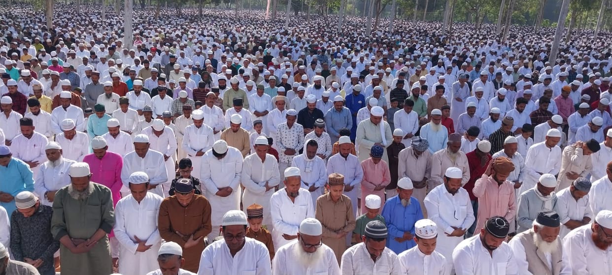 Eid Ul Fitar: Festival of Eid-ul-Fitr gives the message of humanity, give zakat and charity to the needy
