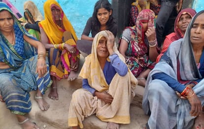 a young man was killed in a dispute over not giving matches to drink beedi in Mahoba, the father was also hit