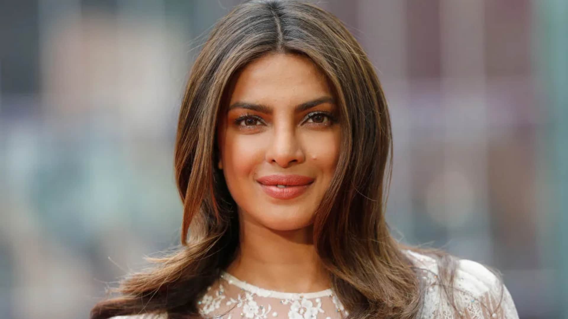 Priyanka Chopra citadel actress reveals she used to have lunch alone in bathroom in America in her school life