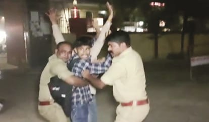 Atiq-Ashraf Murder: All three shooters stayed in hotel near junction, police recovered mobile and charger from