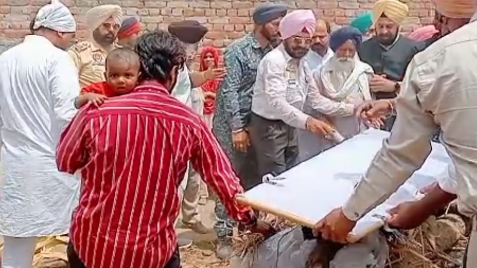 Martyr Kulwant Singh to cremated with state honors in his native village Chadik of Moga