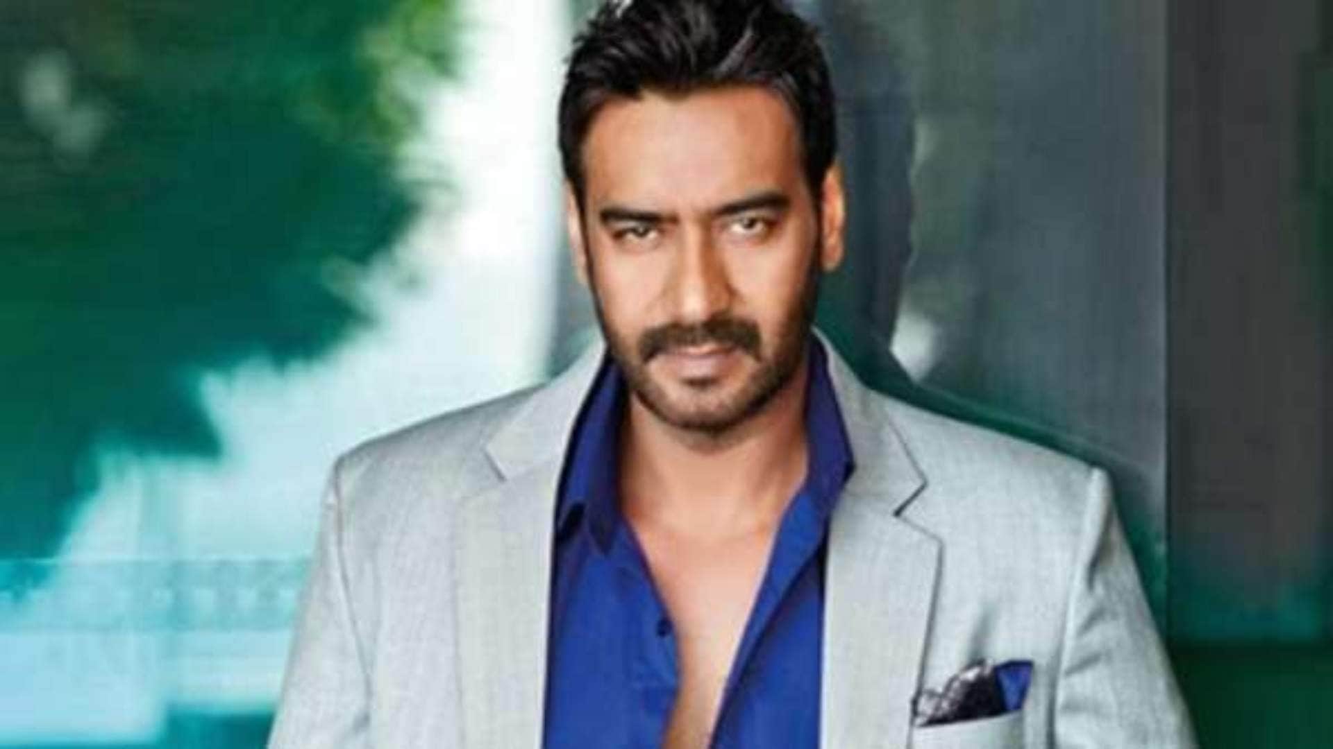 Stars Who Do Not Give Priority to Award Show From Salman Khan to Ajay Devgn