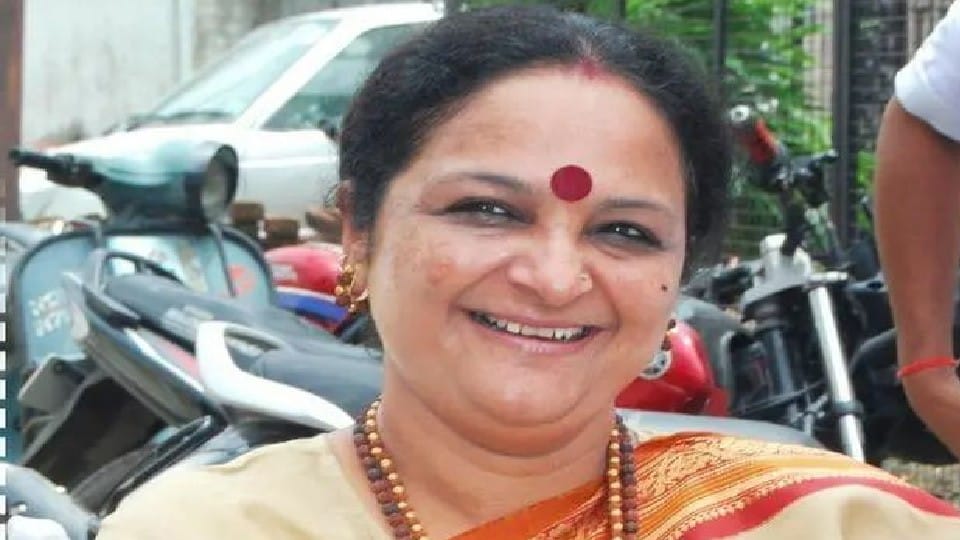 former Mayor Supriya Airen made no dues in Nagar Nigam Bareilly
