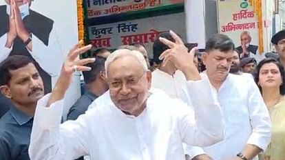 Bihar News CM Nitish Kumar recated on Samrat chaudhary statement mitti mein mila denge, told- fools, do as you