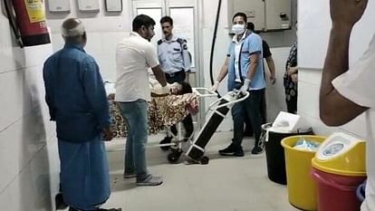 Bihar : पटना के जेठुली में फिर गरजीं बंदूकें, चेनारिक राय के परिवार के लड़के को मारी गोली; हालत गंभीर बिहार: पटना के जेठुली में फिर गरजी बंदूकें, चेनारिक राय के परिवार के लड़के की गोली मारकर हत्या; गंभीर स्थिति