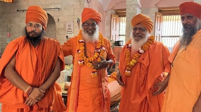 Sakshi Maharaj said-Law made to stop land jihad Uttarakhand Center of Sanatan Dharma Culture